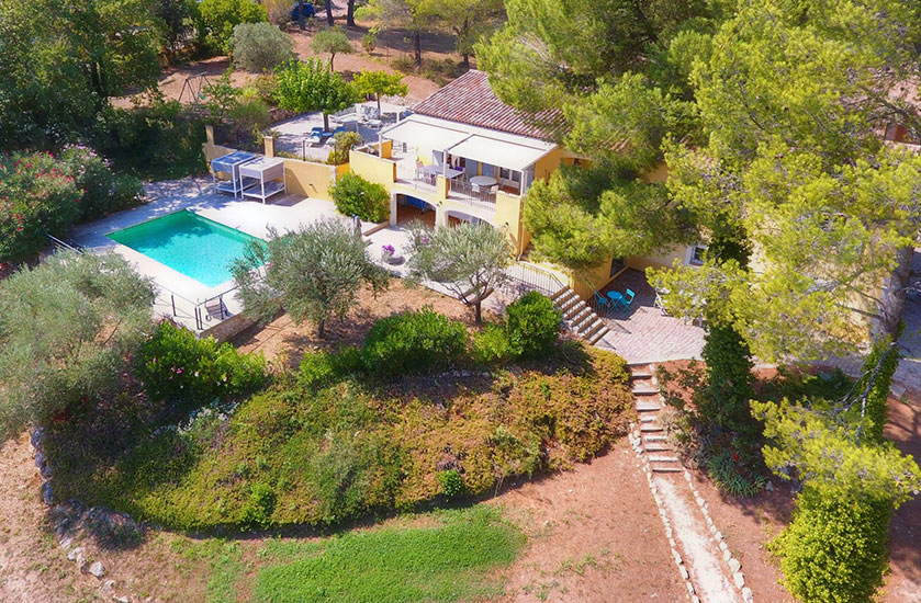 Villa Oriél - a new Nude Place in France