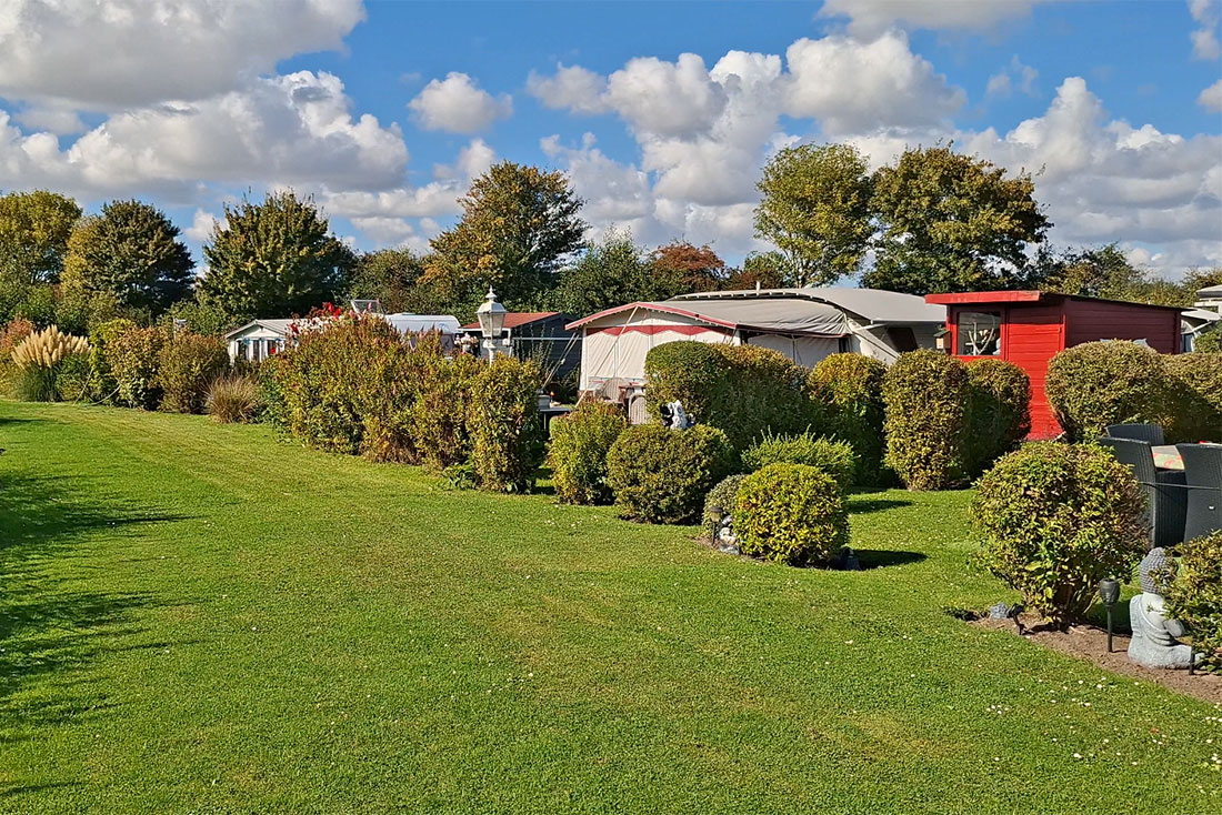 Member pitches with lots of greenery and privacy at De Brongaard