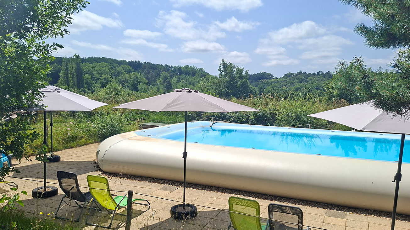 ​Small-scale and friendly naturist campsite in the Dordogne