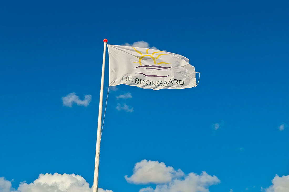 Flag of naturist campsite De Brongaard in Hellevoetsluis