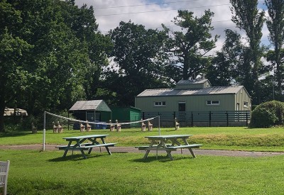 united-kingdom-valley-club-01.jpg