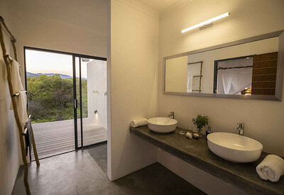 kruger-cliffs-lodge-03.jpg